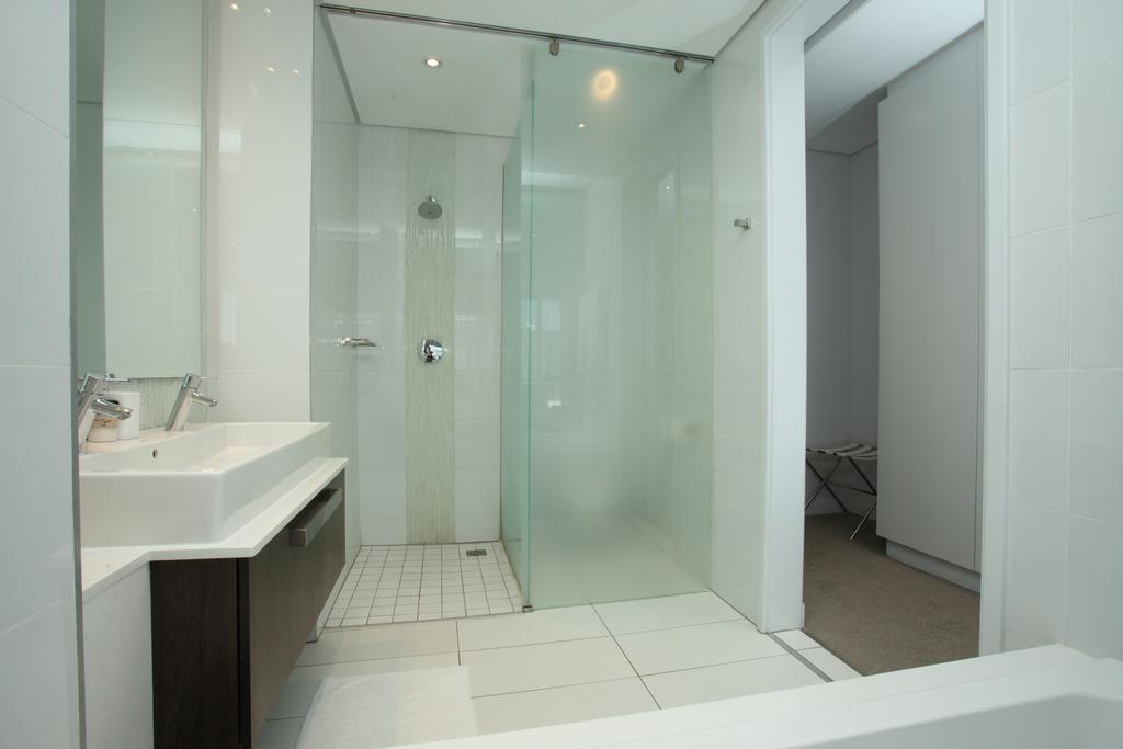 Luxury @ Sandton Skye Johannesburg Esterno foto