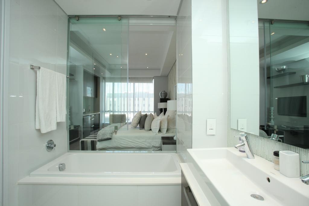 Luxury @ Sandton Skye Johannesburg Esterno foto